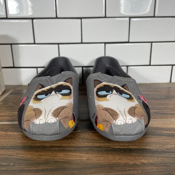 Skechers x Grumpy Cat BOBS Plush Lil Bug Womens Size 6 Shoes Gray Comfort Flats - Picture 2 of 13